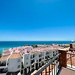 Estudio Pleno Centro De Con Balcon Y Piscina By South Costa Lejlighed