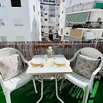 Estudio Pleno Centro De Con Balcon Y Piscina By South Costa アパート