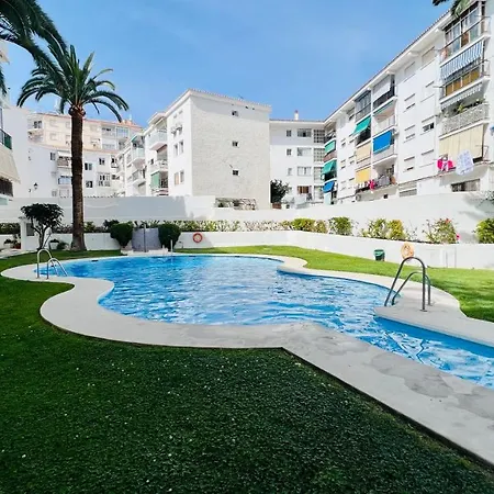 Estudio Pleno Centro De Con Balcon Y Piscina By South Costa Lejlighed